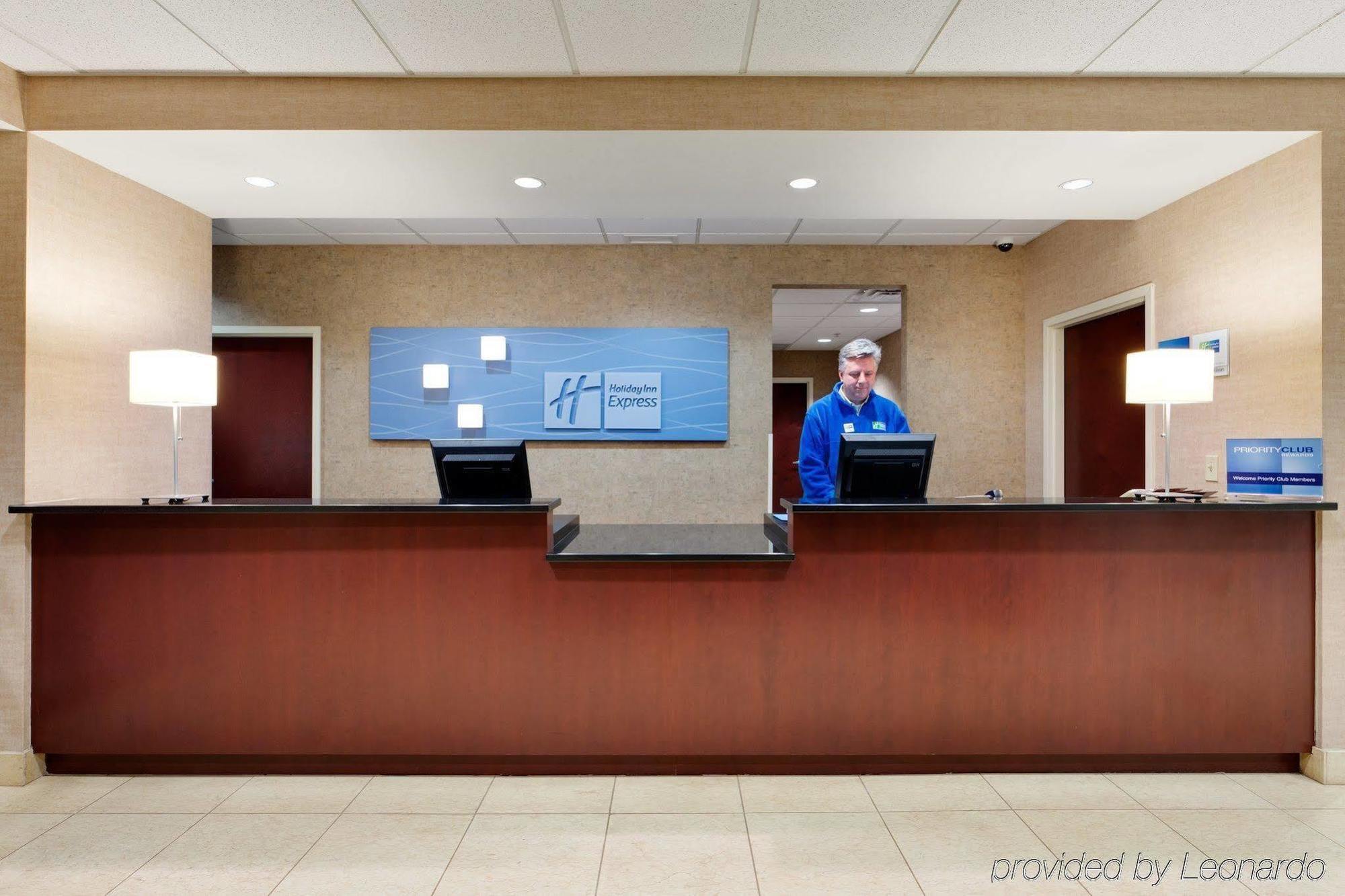 Holiday Inn Express Haskell-Wayne Area By Ihg Buitenkant foto